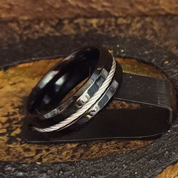 Personalized Engraved Men's Black Promise Ring Cable Inlay - Guys Promise Ring - Picture 10 of 11